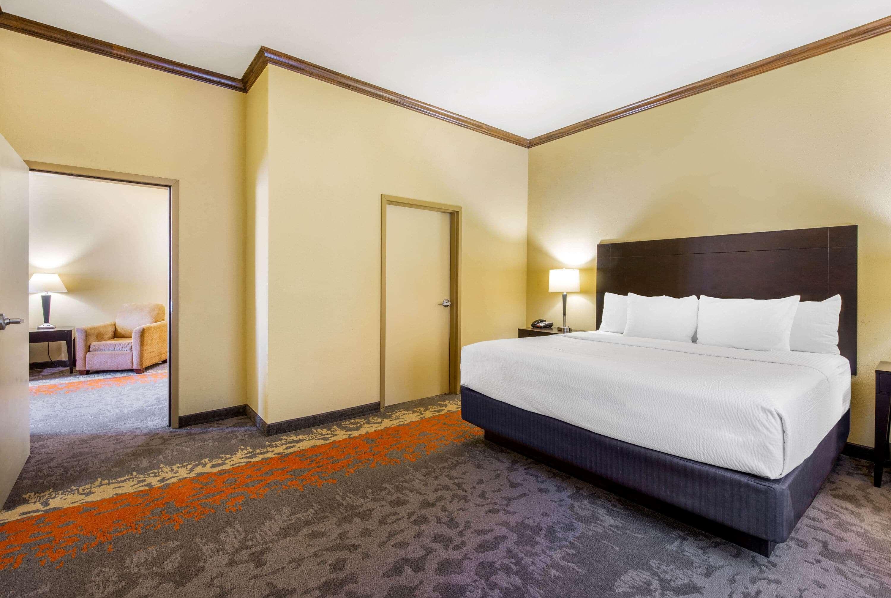 Отель La Quinta By Wyndham Eastland Экстерьер фото